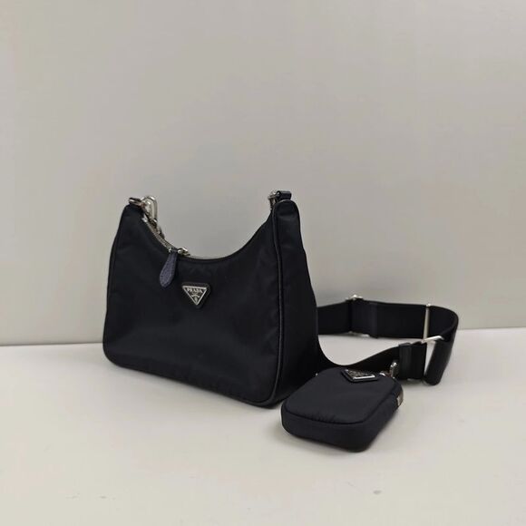 Prada Women Pre-Loved Bag Very Good Condition - Picture 2 of 9